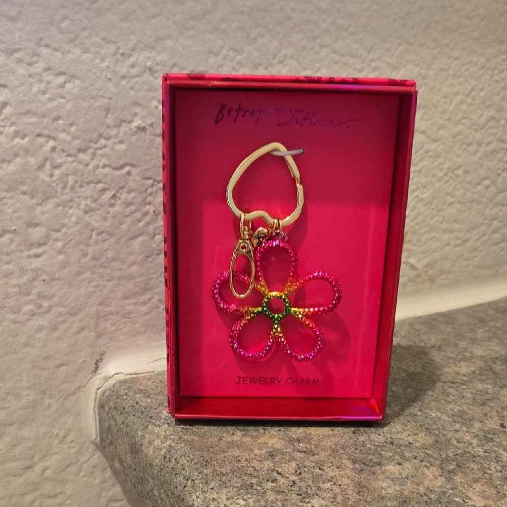 Betsey Johnson Pink and Gold Flower Keychain New